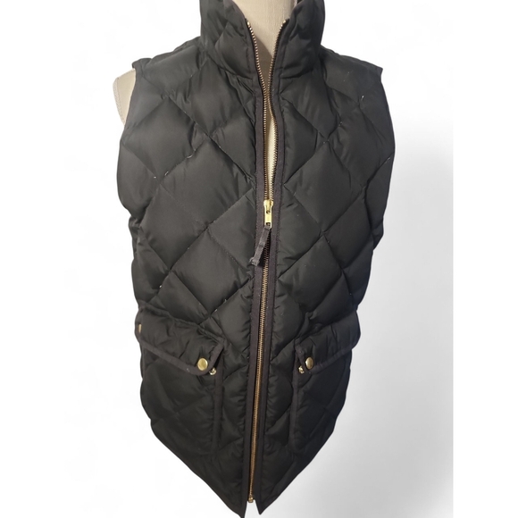 J. Crew Black Quilted Vest W Gold Hardware Size Medium - Picture 1 of 4